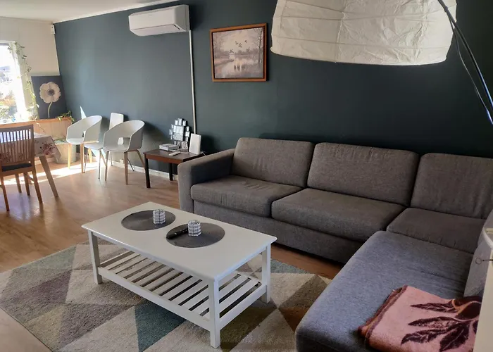 Feelhome 4 Bedrooms Apartment Polarvegen
