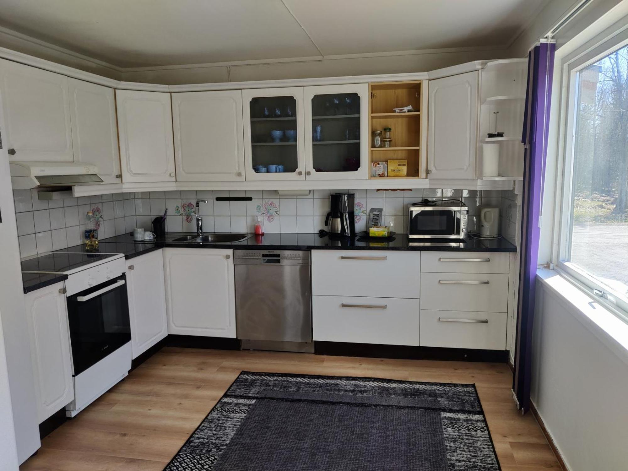 Apartment Feelhome 4 Bedrooms Polarvegen *