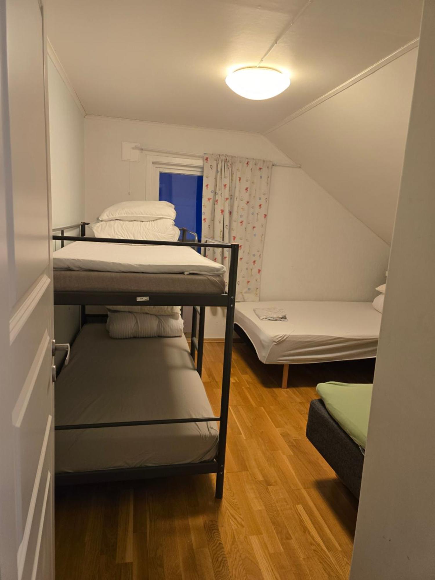 Apartment Feelhome 4 Bedrooms Polarvegen *